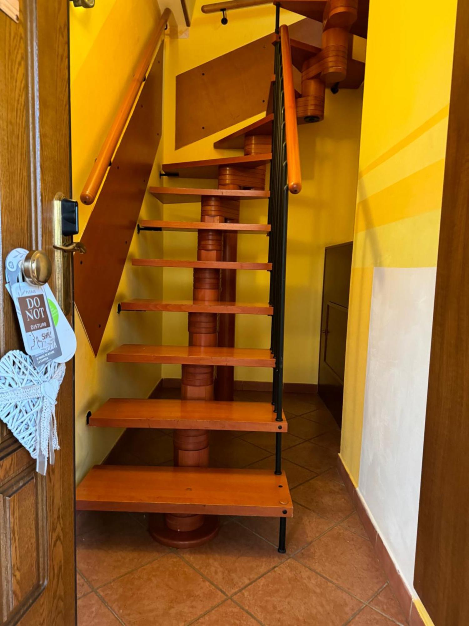Euro House Inn Airport Фьюмичино Экстерьер фото